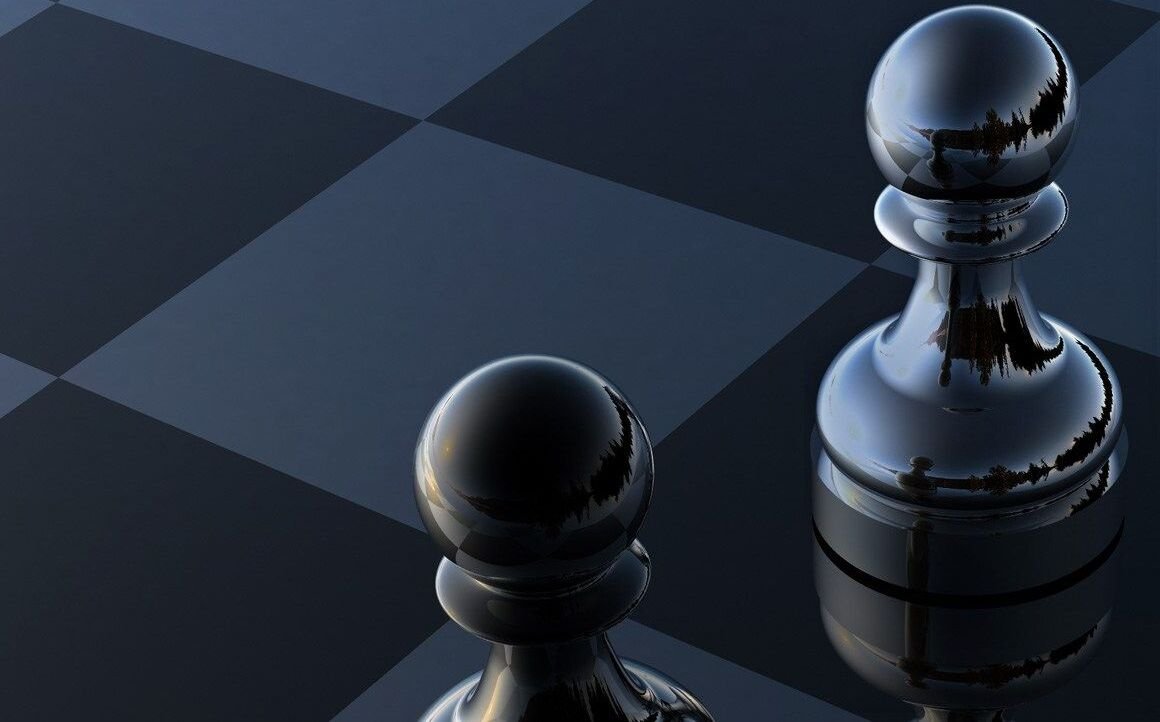 Chess website - Informational project by Mohamed Wael. Explain the basic rules of chess, including how the pieces move and the objective of the game.